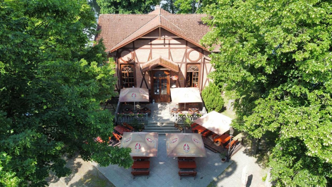 Penzion Restaurace Ostrov Hotel Písek Exterior foto